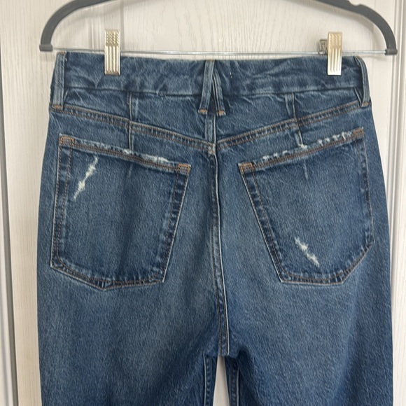 Good American Good Icon Twisted Slit Denim Jeans - Picture 10 of 11